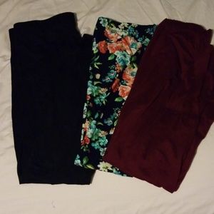 Lot of 3 leggings
